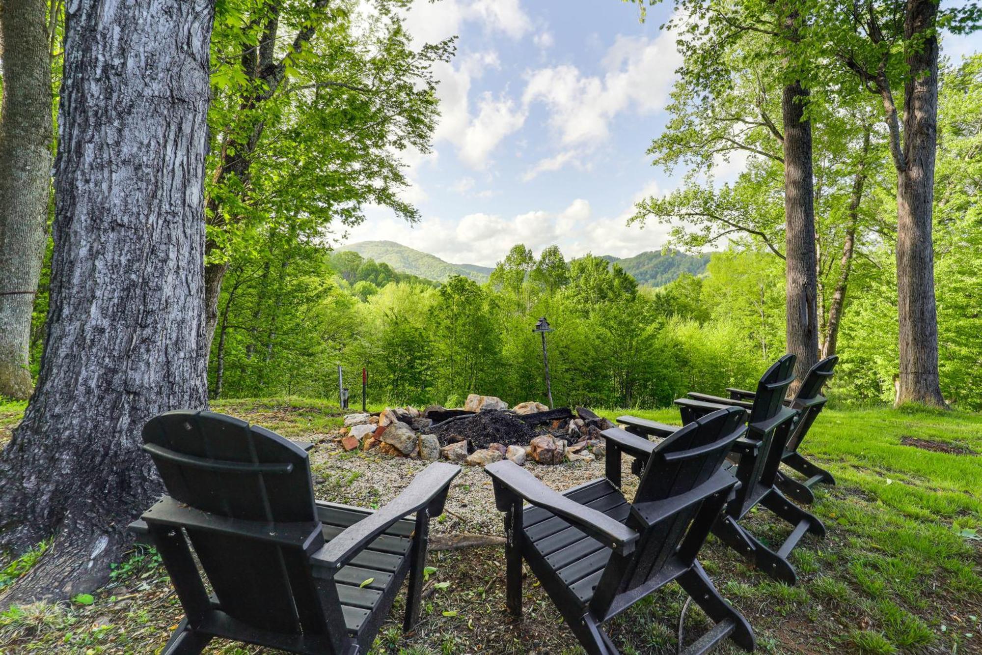 Warrensville Luxe Appalachian Mountain Cabin With Hot Tub, Views מראה חיצוני תמונה
