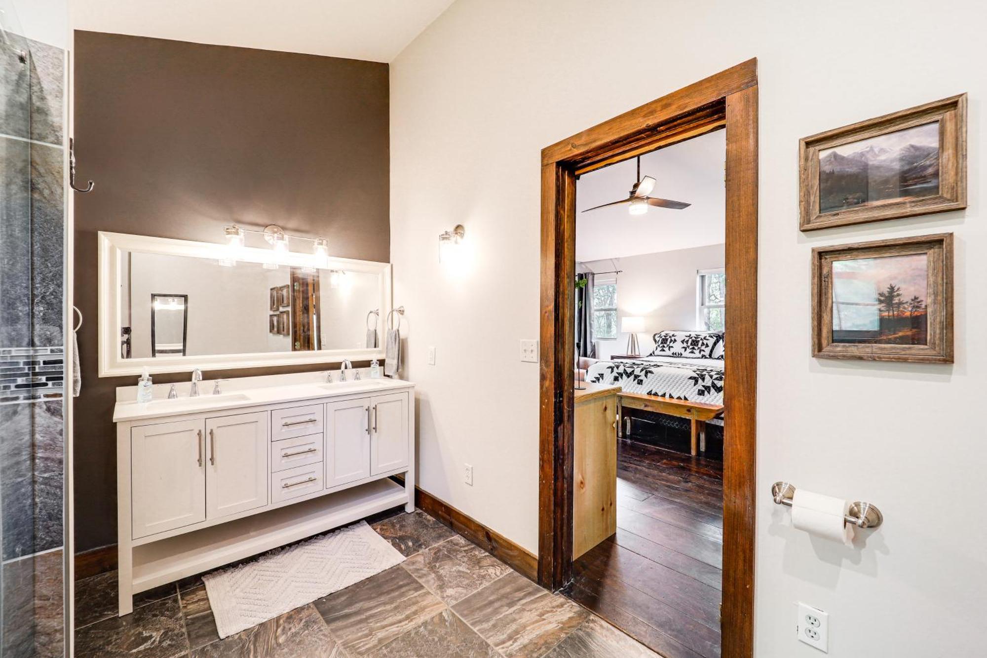 Warrensville Luxe Appalachian Mountain Cabin With Hot Tub, Views מראה חיצוני תמונה