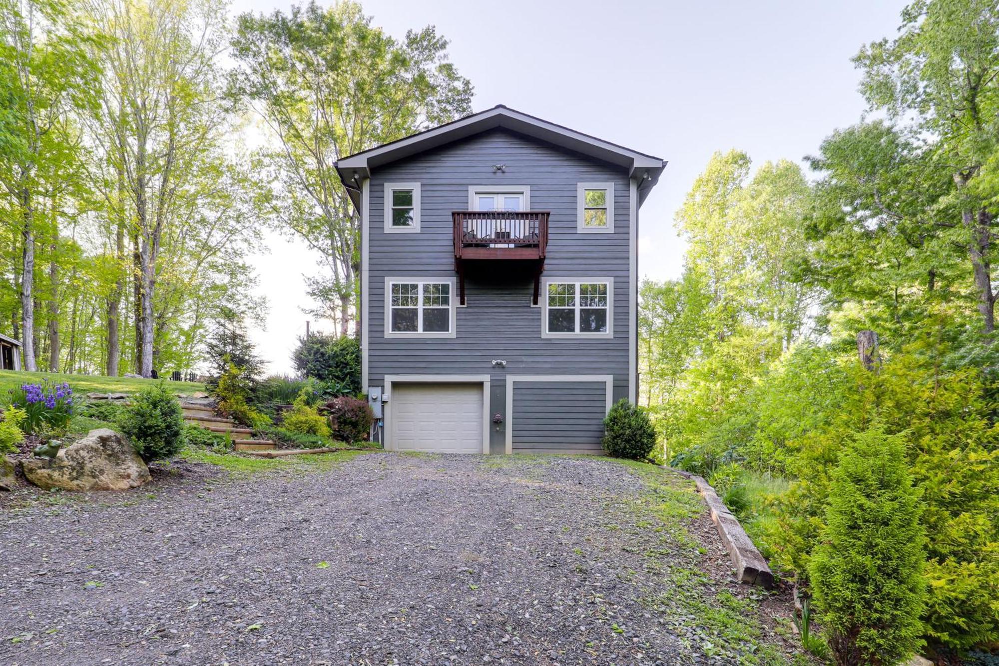 Warrensville Luxe Appalachian Mountain Cabin With Hot Tub, Views מראה חיצוני תמונה