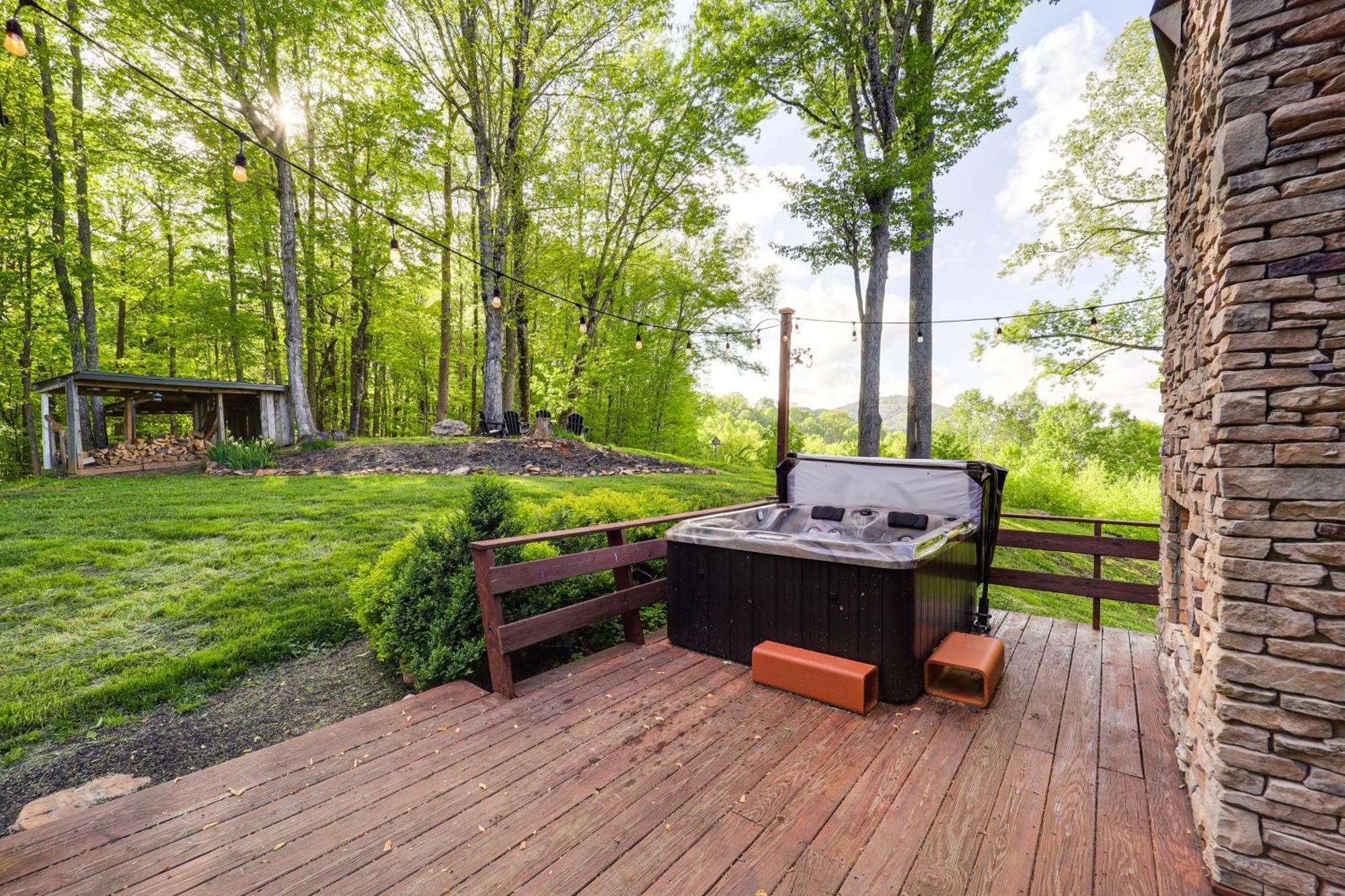 Warrensville Luxe Appalachian Mountain Cabin With Hot Tub, Views מראה חיצוני תמונה
