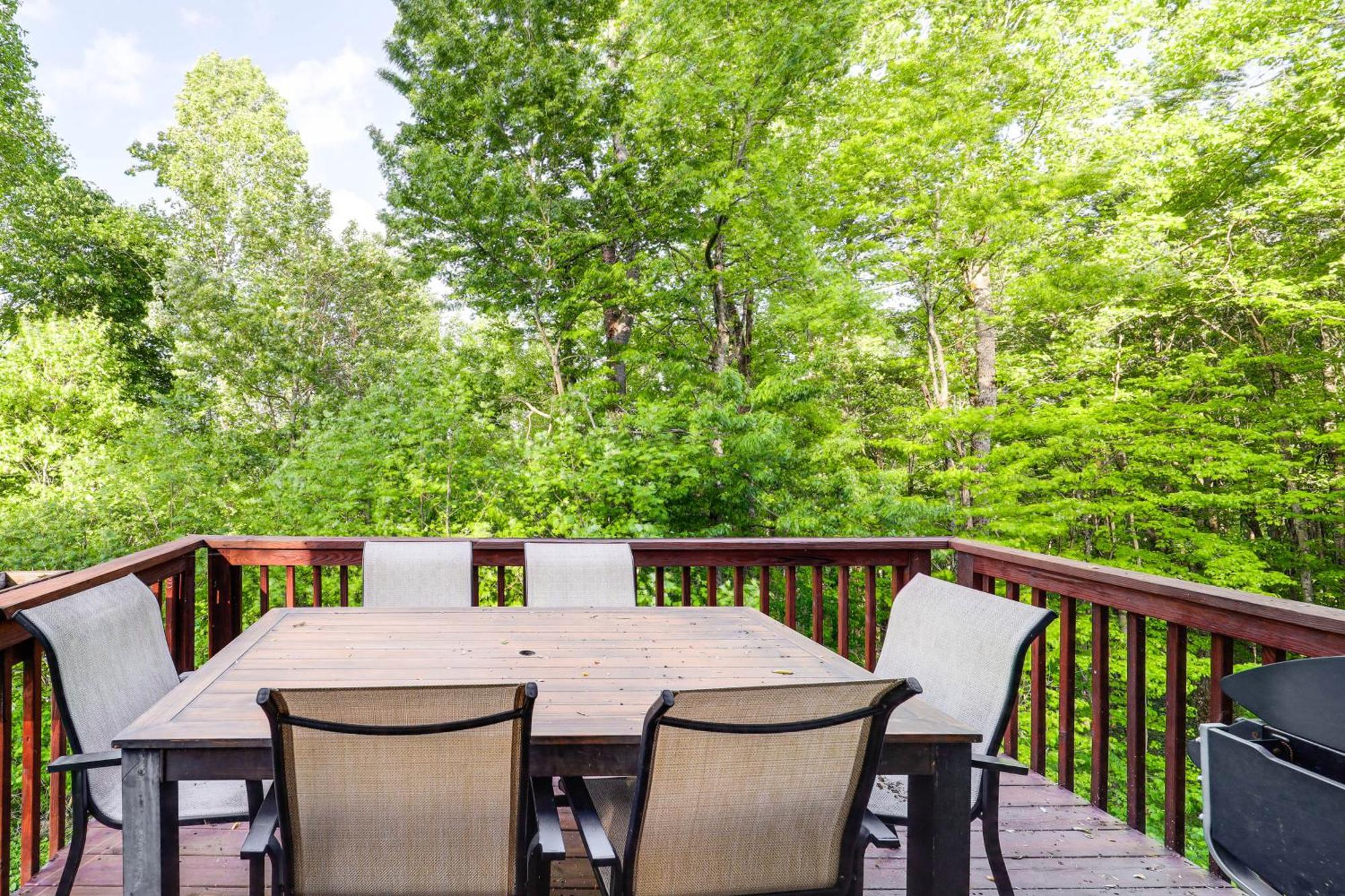Warrensville Luxe Appalachian Mountain Cabin With Hot Tub, Views מראה חיצוני תמונה